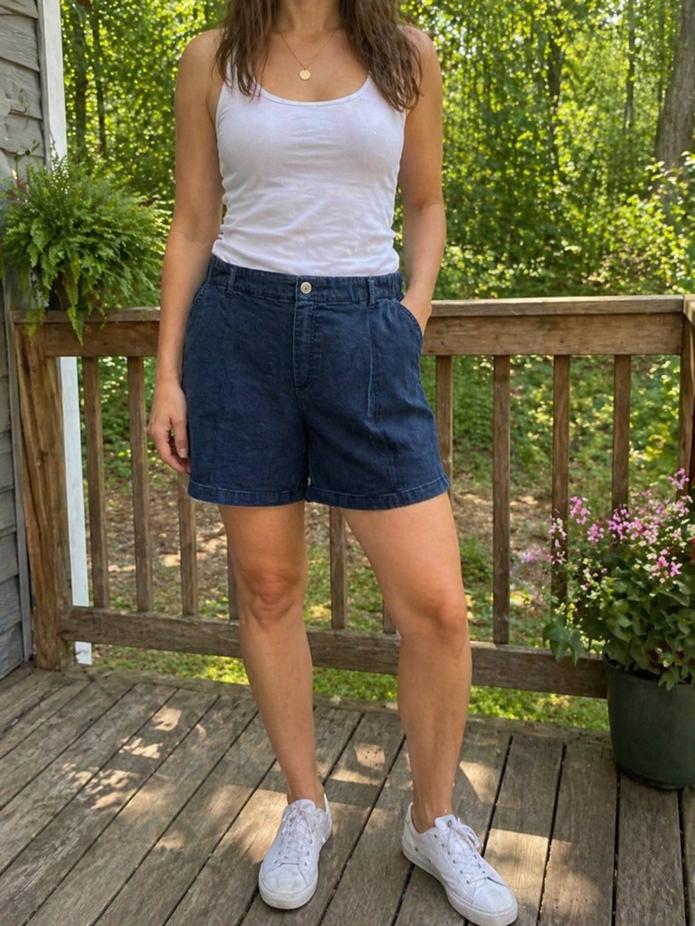 🌟 Gloria Vanderbilt Women’s Pull-On Denim Shorts – Size 16 🌟
